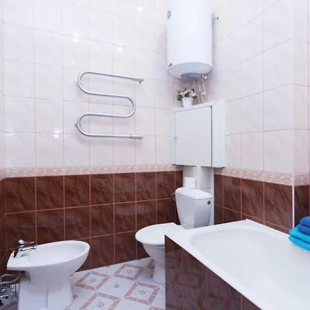 Leningradskaya 5 *